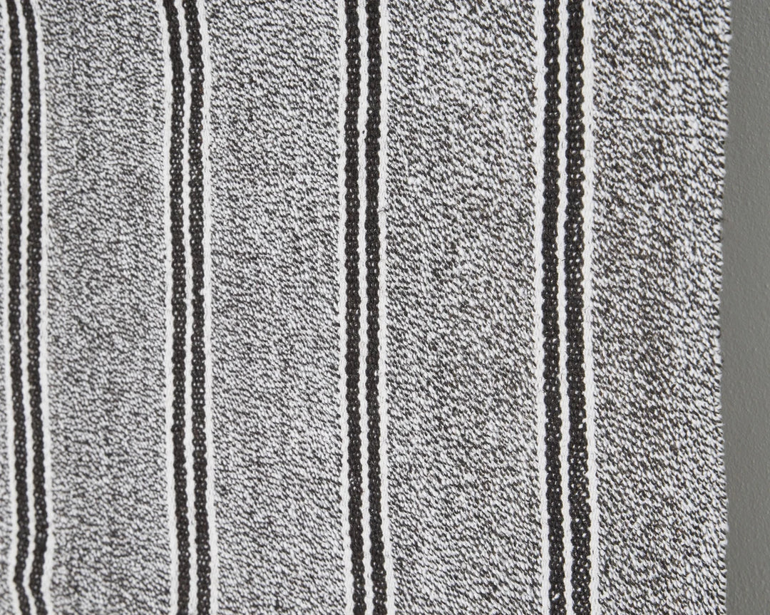 Gray Turkish Kilim Rug 5' 5" x 6' 9" Flat-Weave | No. VR40170