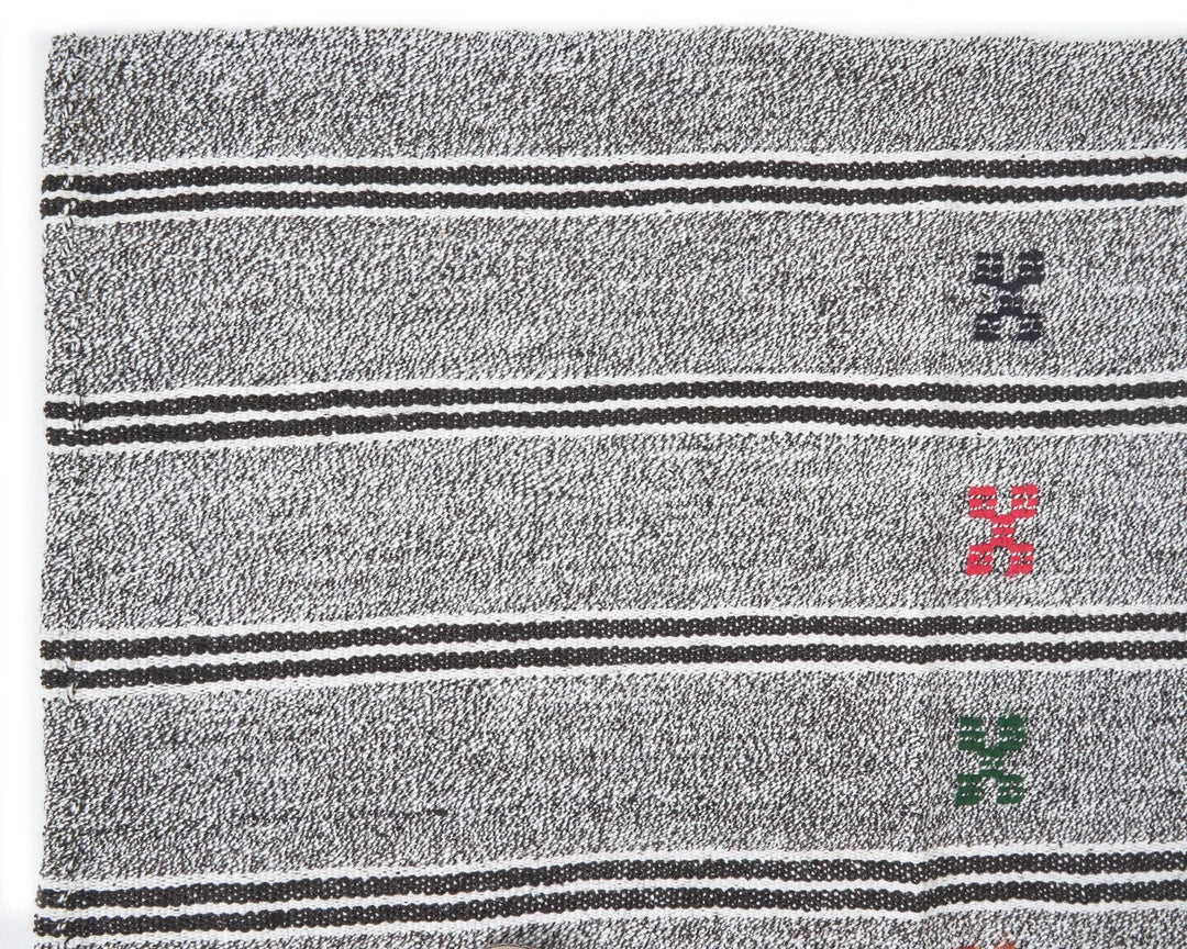Gray Turkish Kilim Rug 5' 5" x 6' 9" Flat-Weave | No. VR40170