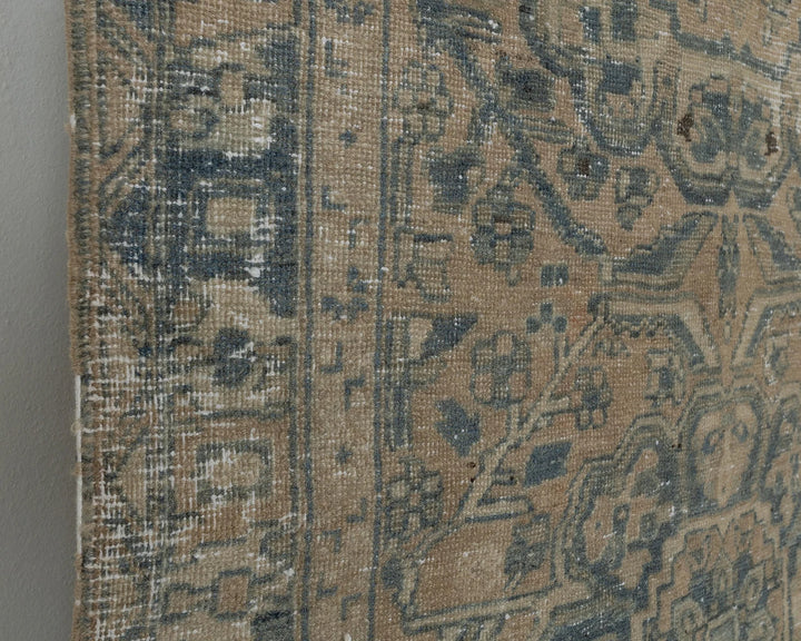 Faded Runner Rug 3' 8" x 11' 2" | No. VR40228