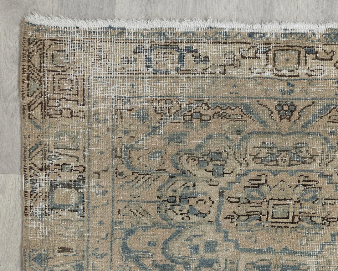 Faded Runner Rug 3' 8" x 11' 2" | No. VR40228