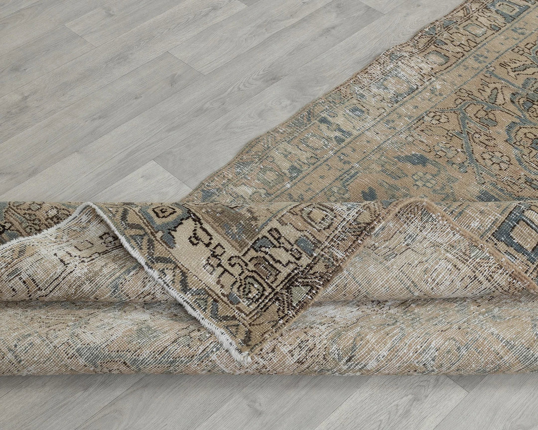 Faded Runner Rug 3' 8" x 11' 2" | No. VR40228