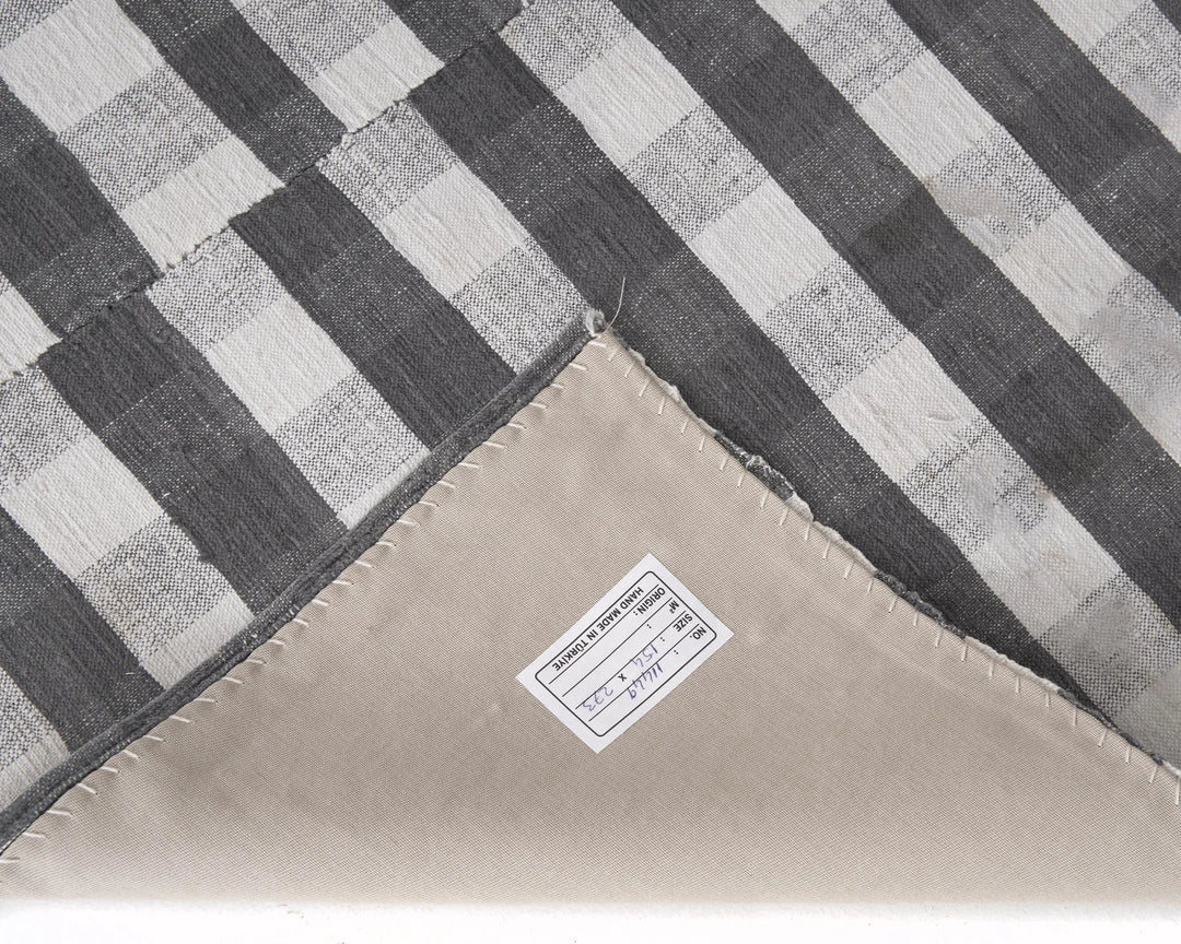 Faded Kilim Rug 5' x 9' | No. VR40813
