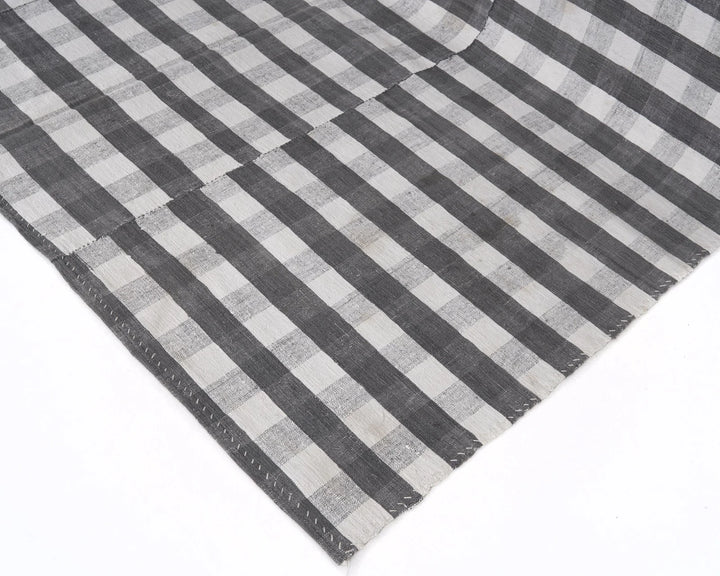 Faded Kilim Rug 5' x 9' | No. VR40813