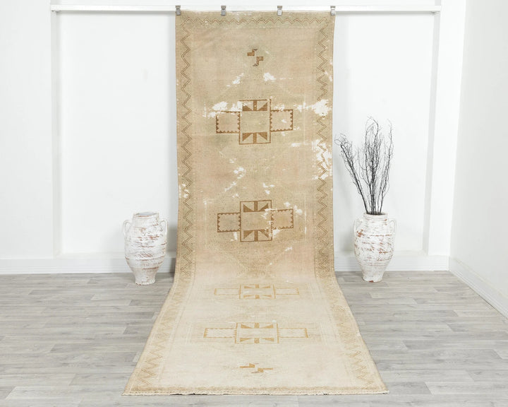 Beige Turkish Oushak Rug 4' 2" x 12' 10" Hand-Knotted | No. VR40889