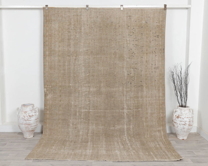 Beige Turkish Oushak Rug 6'7" x 9'7" Hand-Knotted | No. VR41095