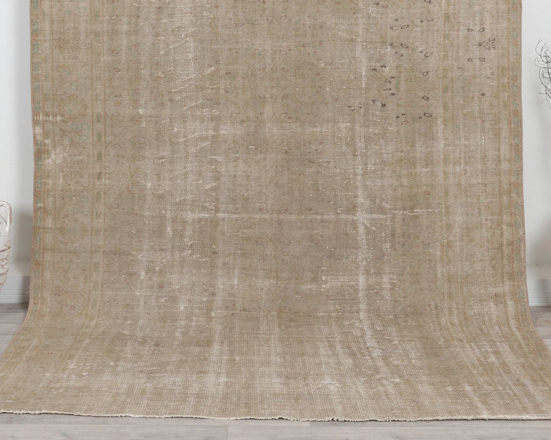 Beige Turkish Oushak Rug 6'7" x 9'7" Hand-Knotted | No. VR41095