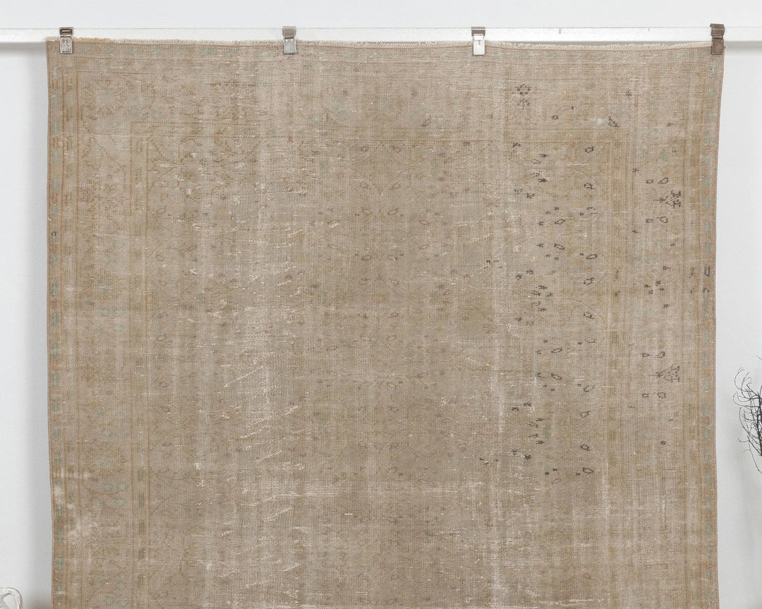 Beige Turkish Oushak Rug 6'7" x 9'7" Hand-Knotted | No. VR41095