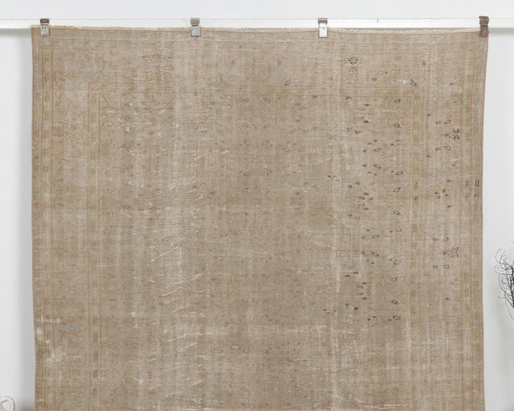 Beige Turkish Oushak Rug 6'7" x 9'7" Hand-Knotted | No. VR41095