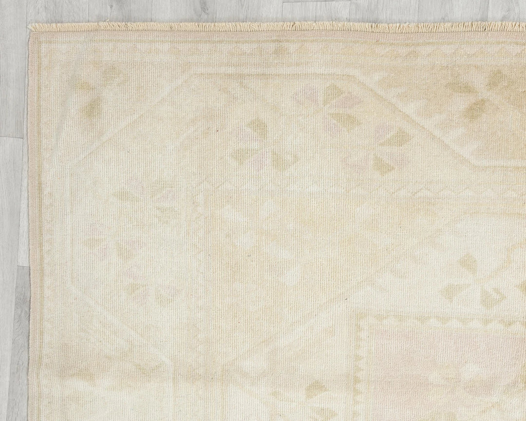 Beige Turkish Oushak Rug 6' 7" x 9' 4" Hand-Knotted | No. VR41139