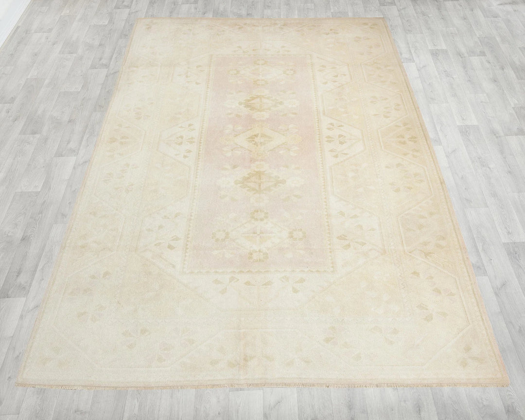 Beige Turkish Oushak Rug 6' 7" x 9' 4" Hand-Knotted | No. VR41139