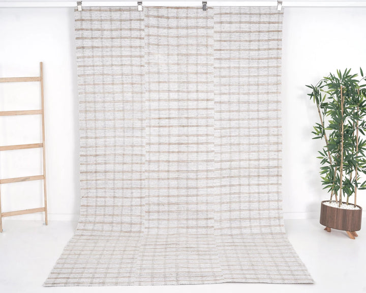 Neutral Kilim Rug 5' 11" x 9' 5" | No. VR41250