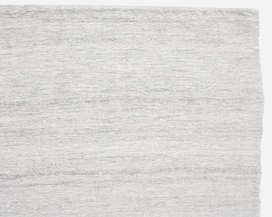 White Kilim Rug 6' 1" x 8' 5" | No. VR41580