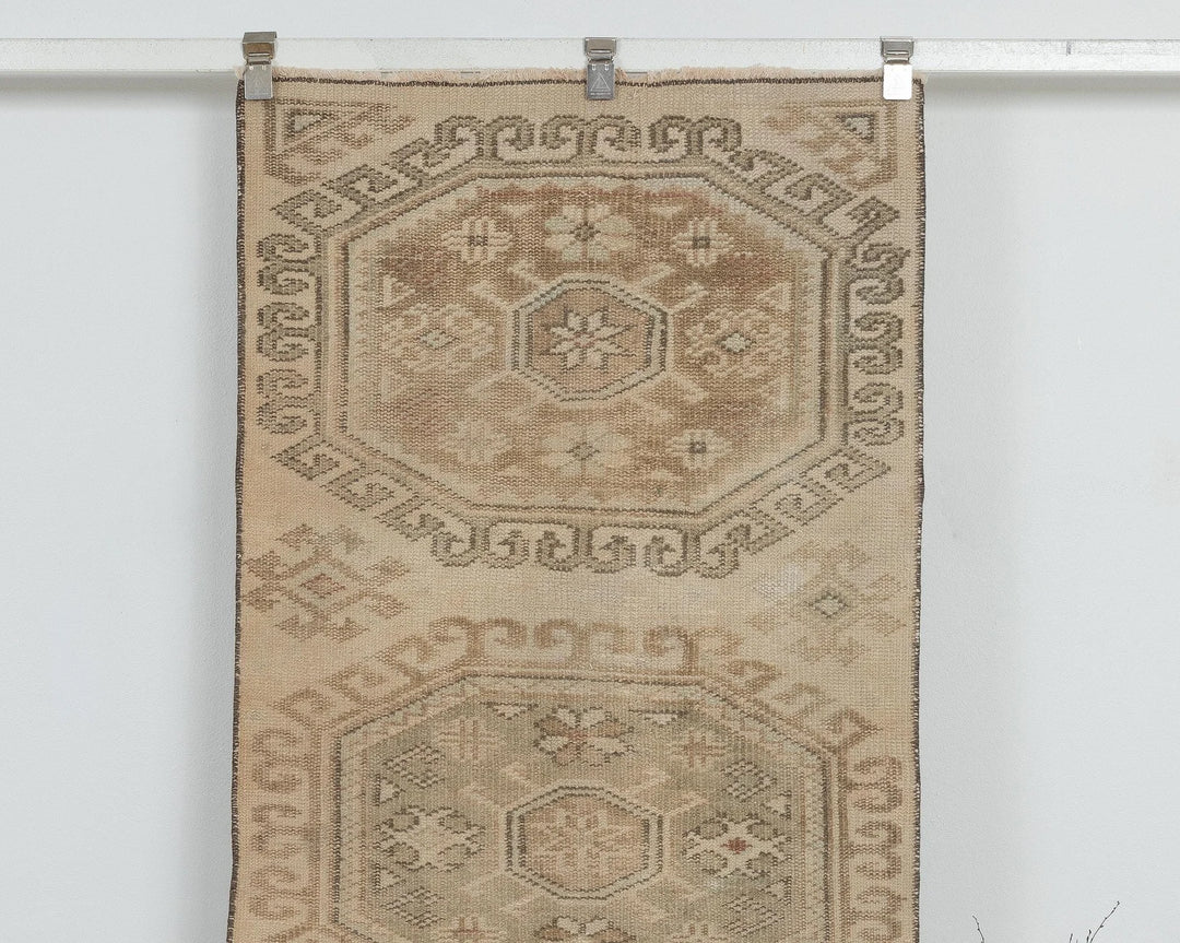 Runner Rug 2' 8" x 9' 7" | No. VR41671
