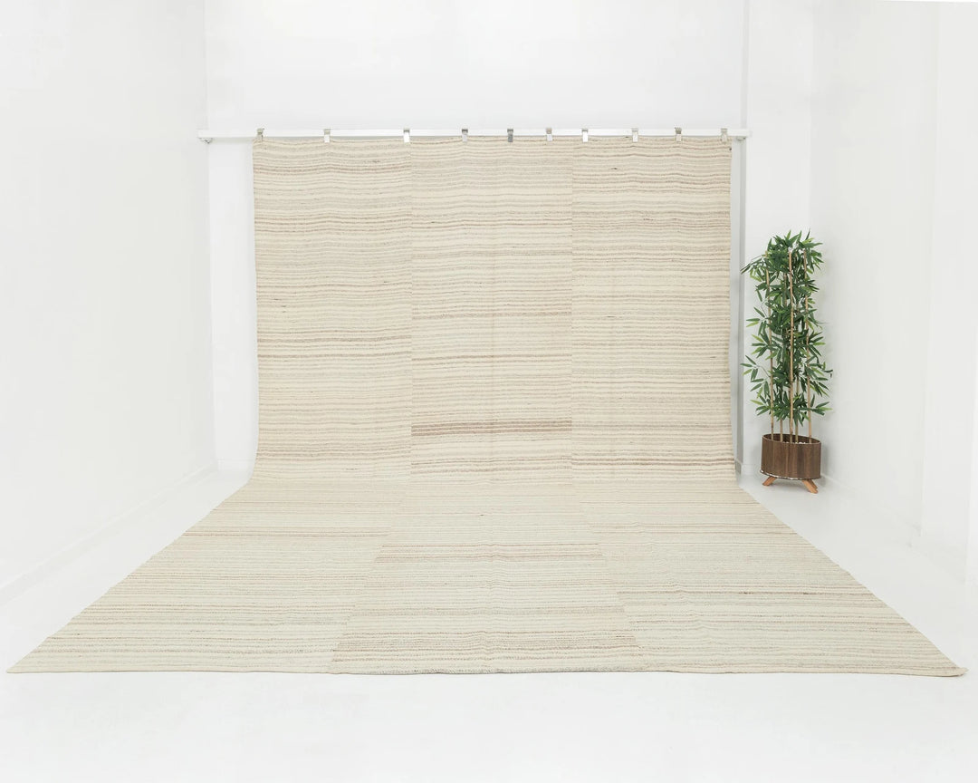Beige Turkish Kilim Rug 10' x 13' 7" Flat-Weave | No. VR41682