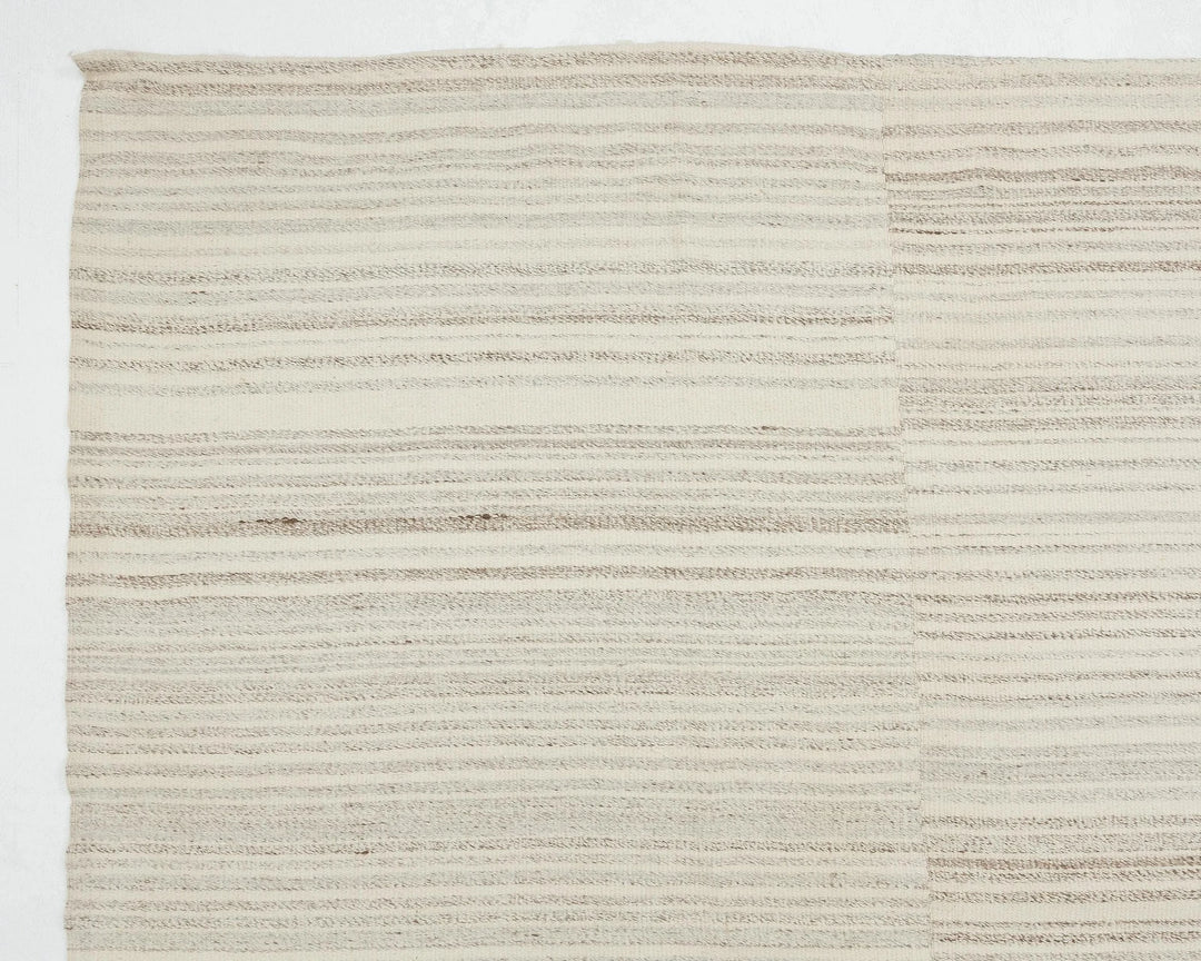 Beige Turkish Kilim Rug 10' x 13' 7" Flat-Weave | No. VR41682