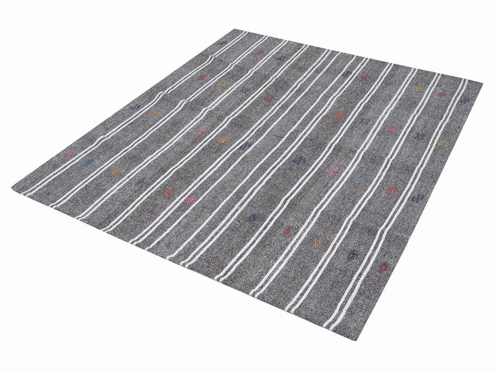 Gray Kilim Rug 5' 8" x 7' | No. VR41722