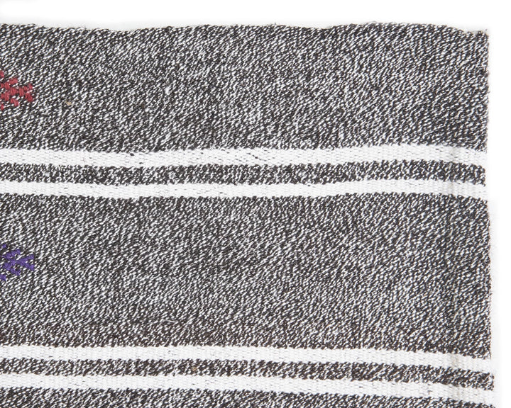 Gray Kilim Rug 5' 8" x 7' | No. VR41722