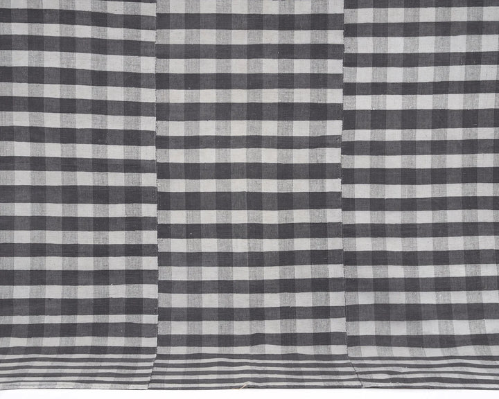 Kilim Rug 5' 2" x 7' 8" | No. VR41788
