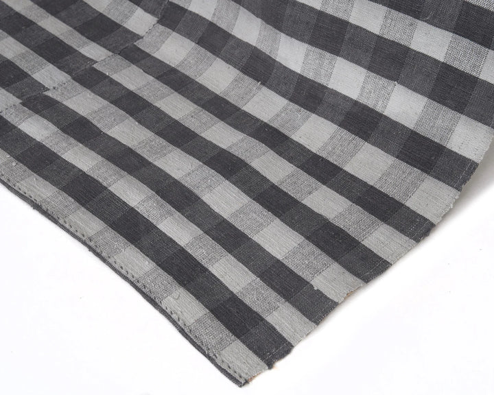 Kilim Rug 5' 2" x 7' 8" | No. VR41788