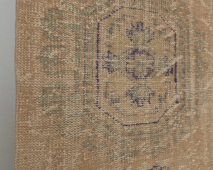 Multicolor Turkish Oushak Rug 2'7" x 11'7" Hand-Knotted close-up