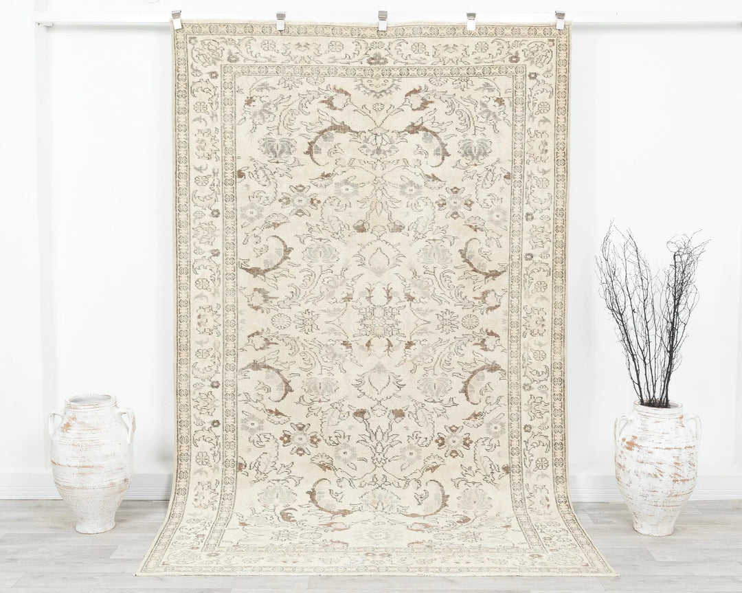 Beige Turkish Oushak Rug 8'11" x 6'3" Hand-Knotted | No. VR42107