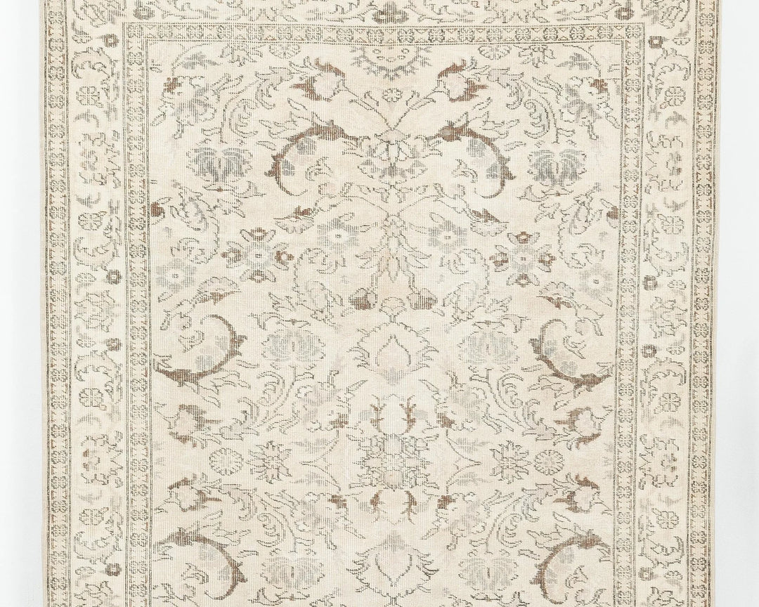 Beige Turkish Oushak Rug 8'11" x 6'3" Hand-Knotted | No. VR42107