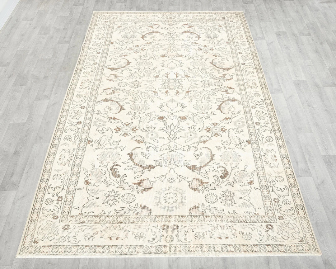 Beige Turkish Oushak Rug 8'11" x 6'3" Hand-Knotted | No. VR42107