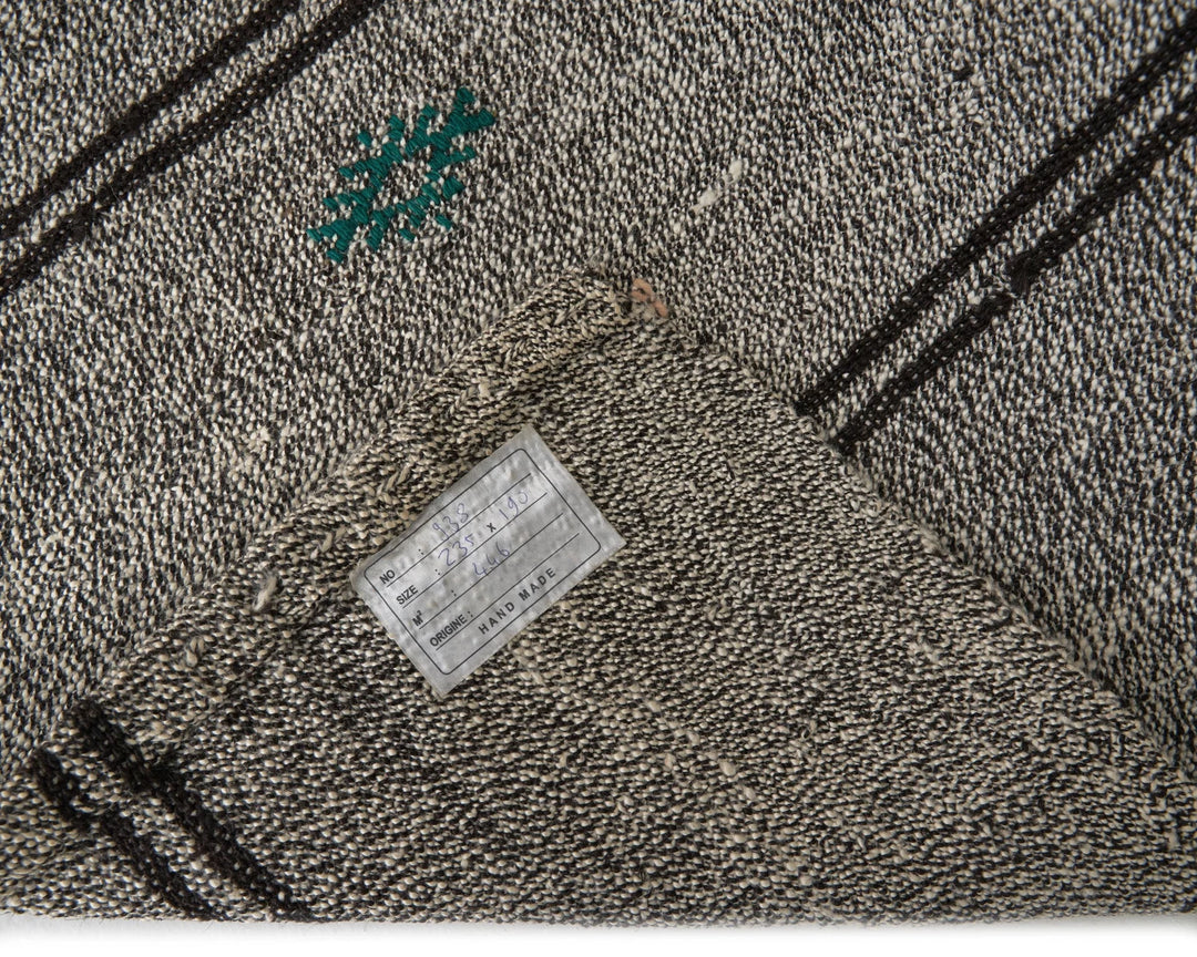 Gray Kilim Rug 6' 3" x 7' 9" | No. VR42236