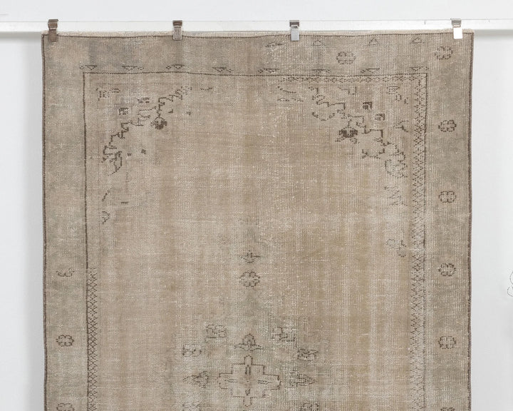 Beige Turkish Oushak Rug 5' 10" x 8' 9" Hand-Knotted | No. VR42403