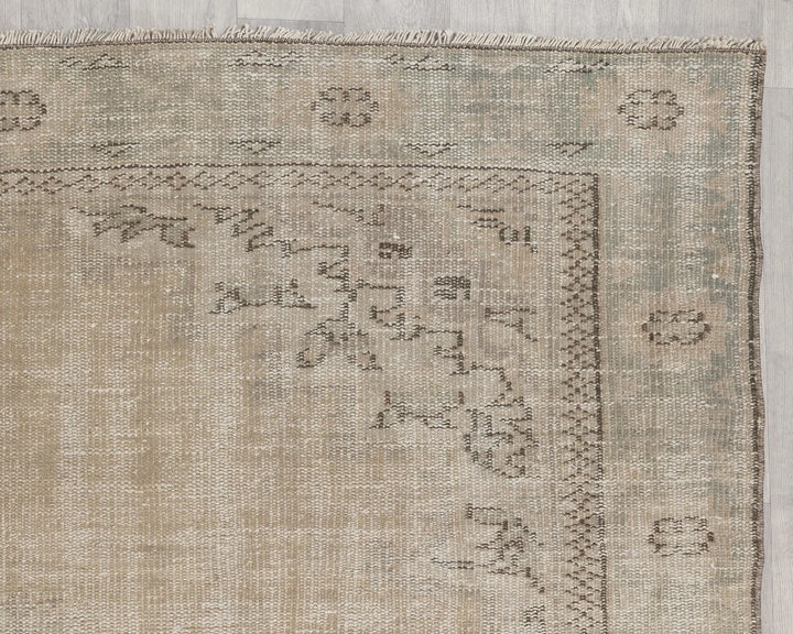 Beige Turkish Oushak Rug 5' 10" x 8' 9" Hand-Knotted | No. VR42403