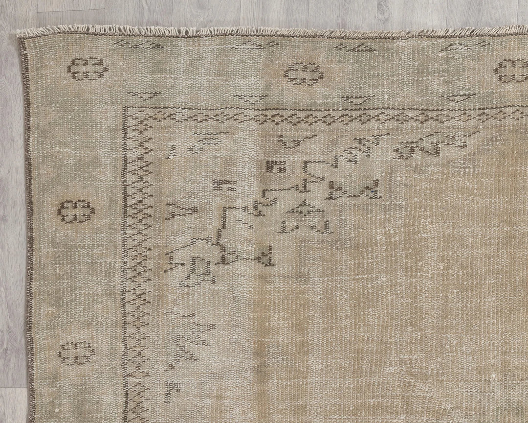 Beige Turkish Oushak Rug 5' 10" x 8' 9" Hand-Knotted | No. VR42403