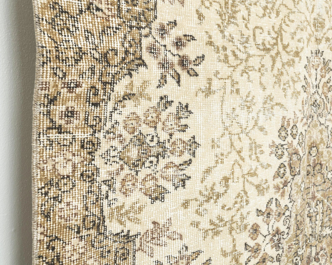 Beige Turkish Oushak Rug 7' 10" x 5' 1" Hand-Knotted | No. VR42687
