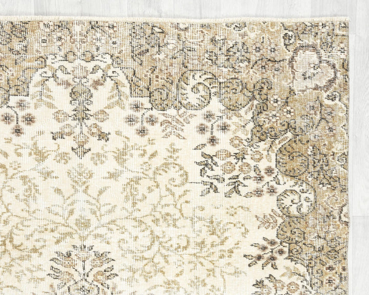 Beige Turkish Oushak Rug 7' 10" x 5' 1" Hand-Knotted | No. VR42687