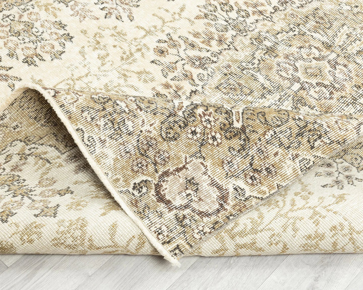Beige Turkish Oushak Rug 7' 10" x 5' 1" Hand-Knotted | No. VR42687