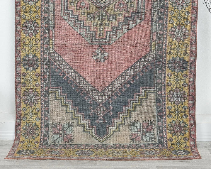 Oushak Rug 3' 9" x 7' 5" | No. VR42709