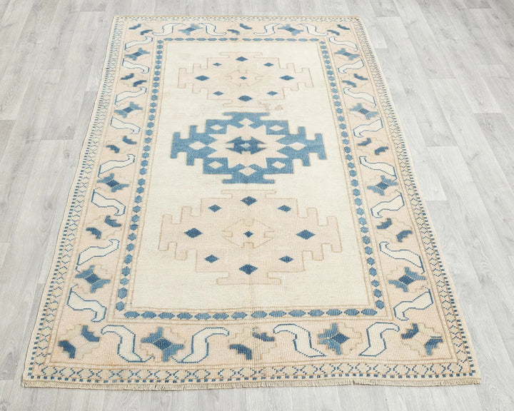 Multicolor Turkish Oushak Rug 4' 1" x 6' 6" Hand-Knotted | No. VR42851