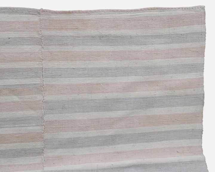 Neutral Kilim Rug 5' 1" x 8' 2" | No. VR43211
