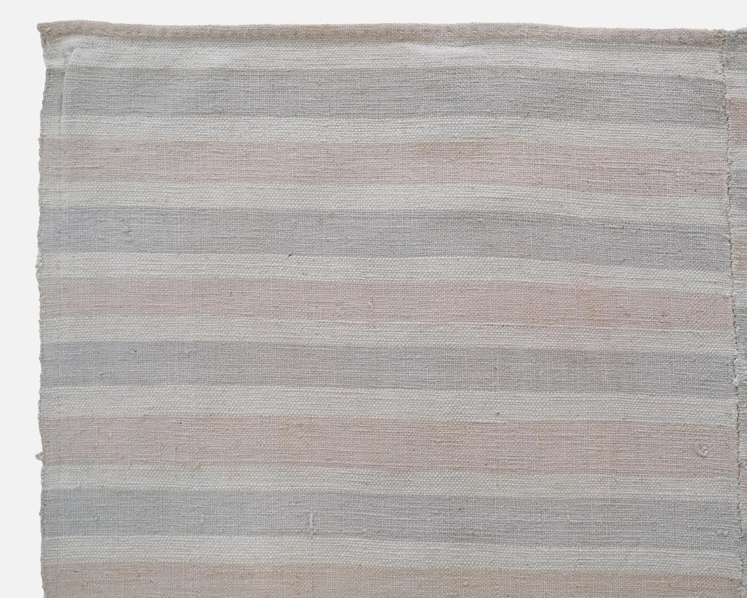 Neutral Kilim Rug 5' 1" x 8' 2" | No. VR43211