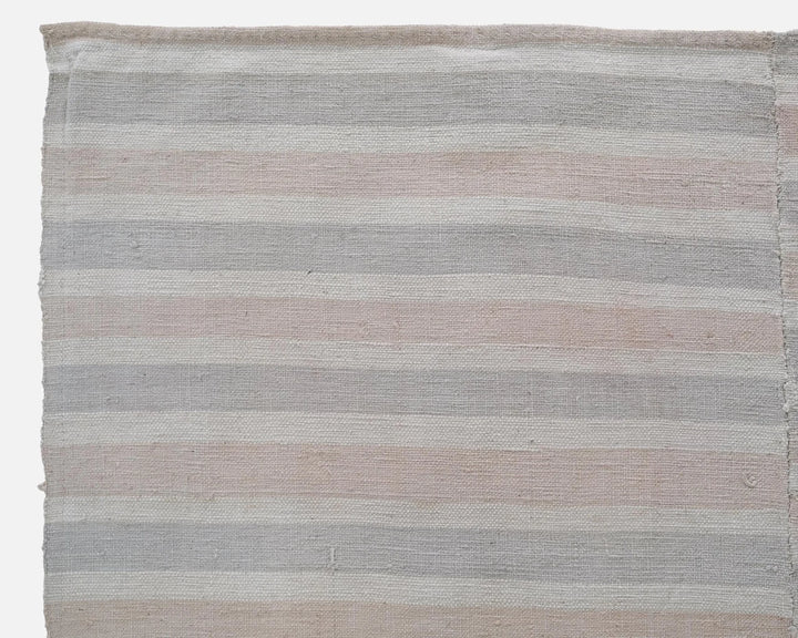 Neutral Kilim Rug 5' 1" x 8' 2" | No. VR43211