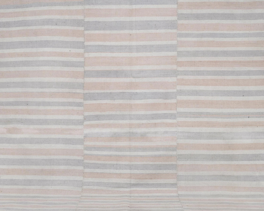 Neutral Kilim Rug 5' 1" x 8' 2" | No. VR43211