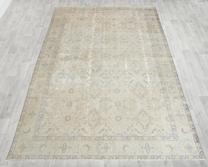Beige Turkish Oushak Rug 6'8" x 9'5" Hand-Knotted | No. VR43221