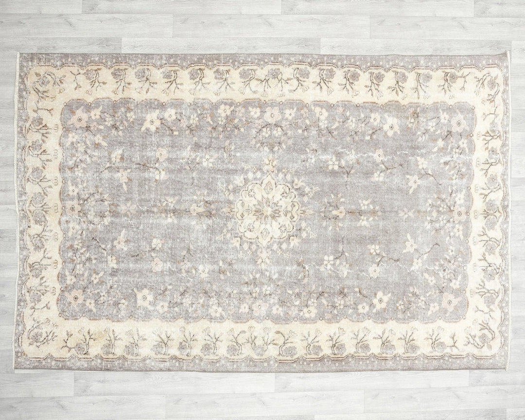 Multicolor Turkish Oushak Rug 8' 2" x 5' 7" Hand-Knotted | No. VR43319