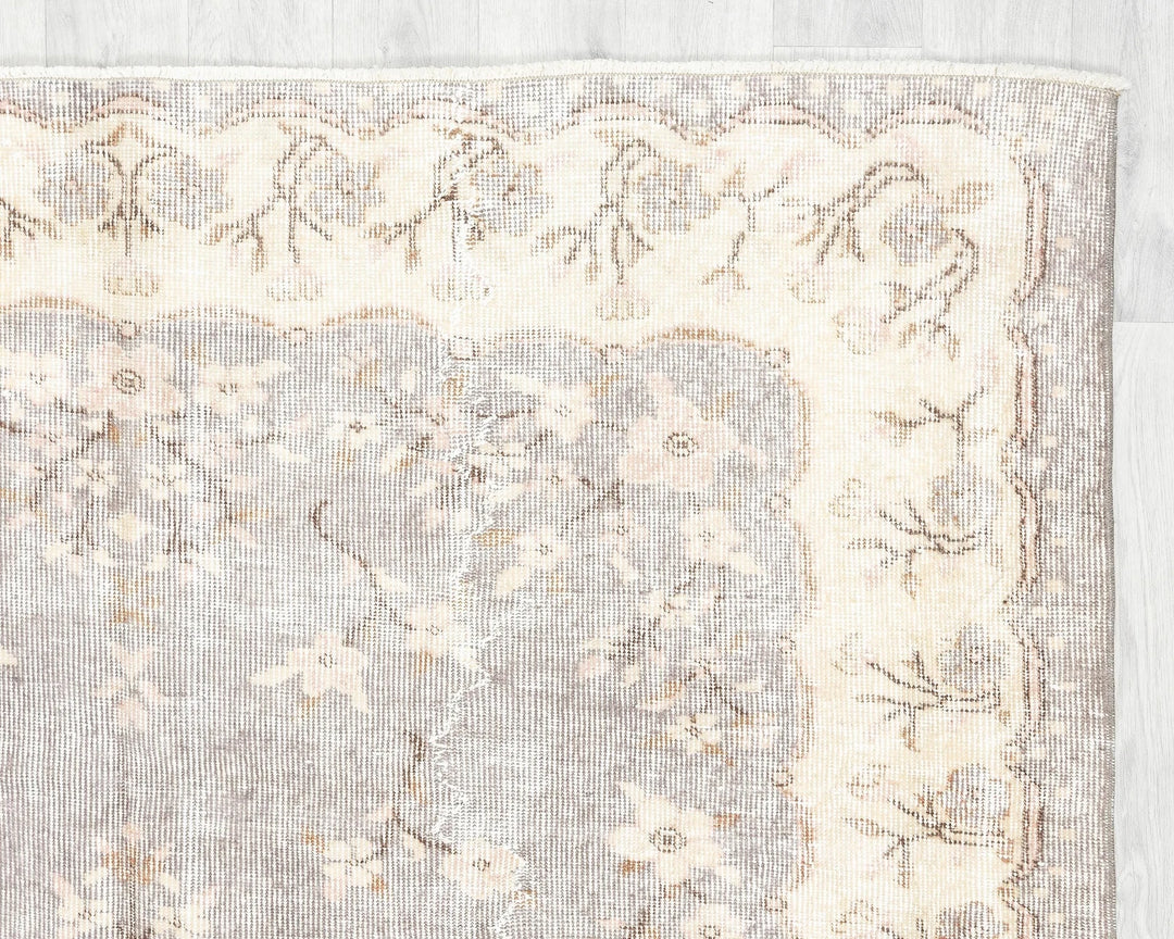 Multicolor Turkish Oushak Rug 8' 2" x 5' 7" Hand-Knotted | No. VR43319