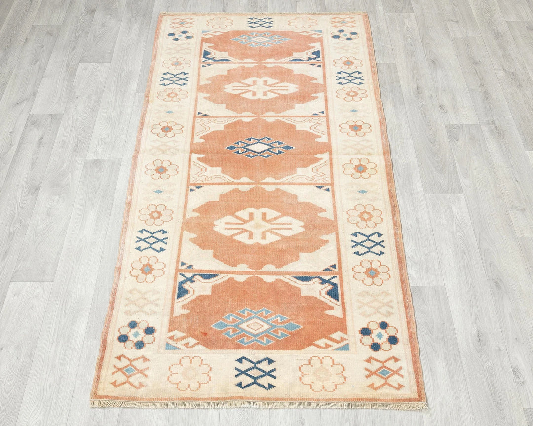 Oushak Rug 2' 11" x 5' 5" | No. VR43323