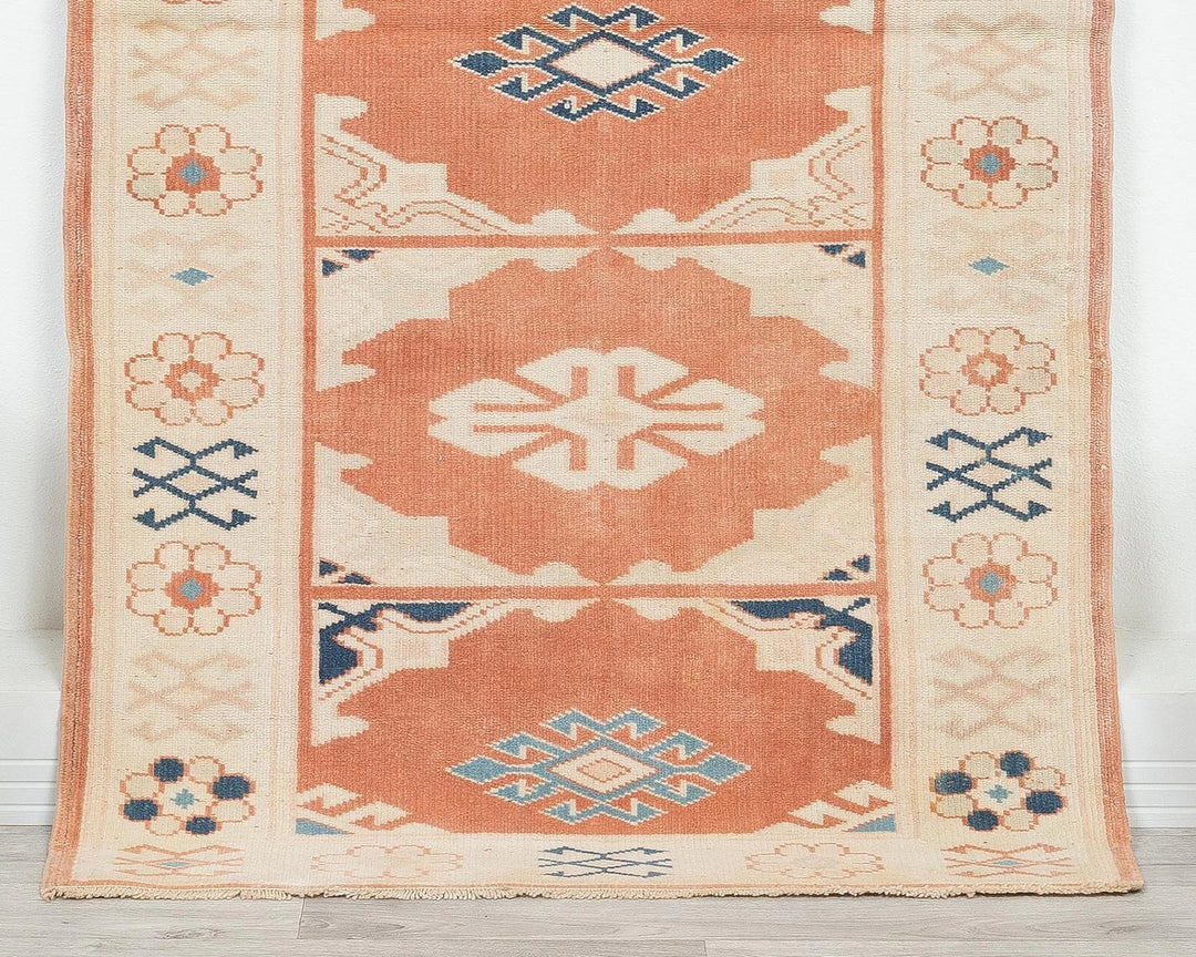 Oushak Rug 2' 11" x 5' 5" | No. VR43323