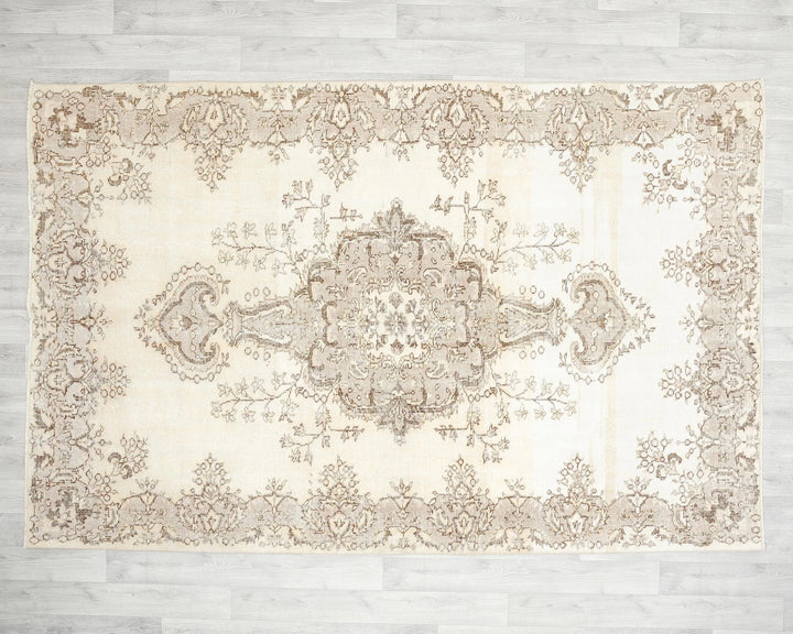 Beige Turkish Oushak Rug 5' 1" x 8' 8" Hand-Knotted | No. VR43486