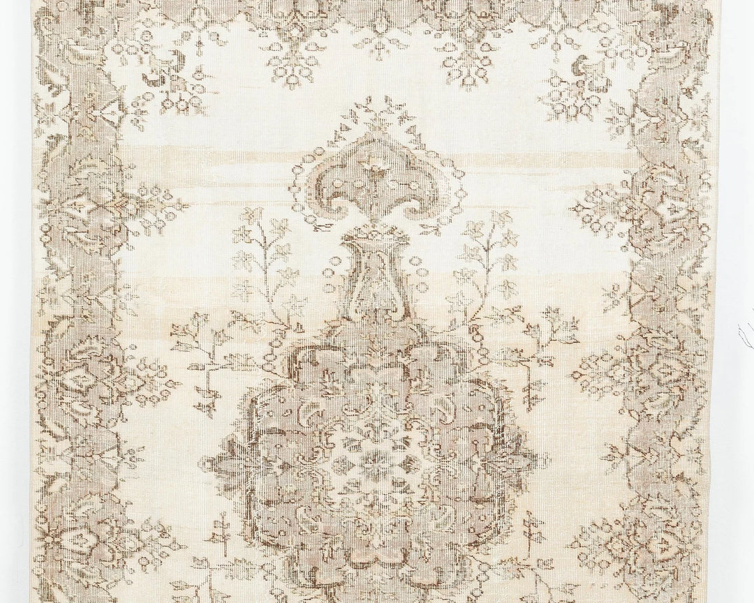Beige Turkish Oushak Rug 5' 1" x 8' 8" Hand-Knotted | No. VR43486