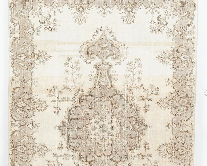 Beige Turkish Oushak Rug 5' 1" x 8' 8" Hand-Knotted | No. VR43486
