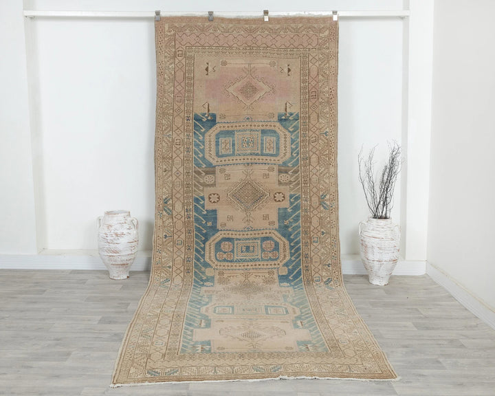 Blue Runner Rug 4' 11" x 11' 11" | No. VR43601