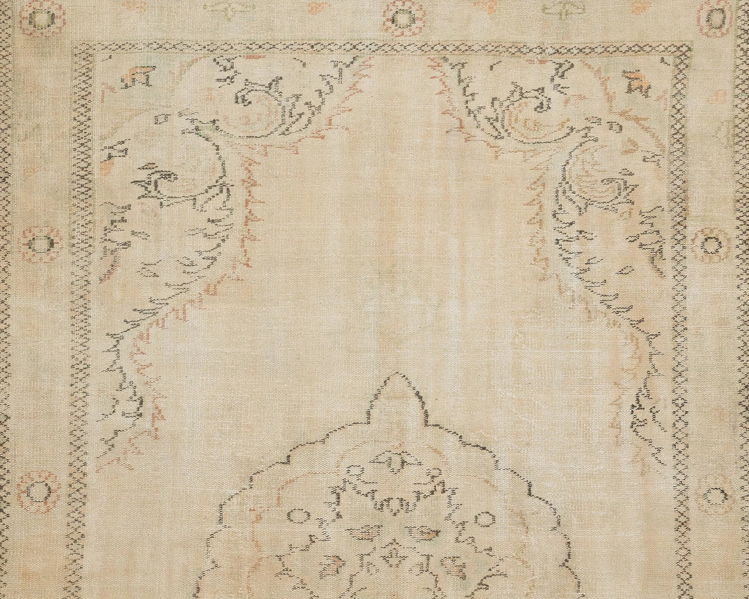 Beige Oushak Rug 6' 9" x 11' 6" | No. VR43647